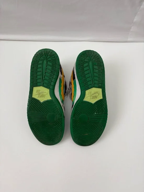 Real Nike SB Chunky Dunky Low-Top in Black, White & Yellow Accents - Picture 10 of 10